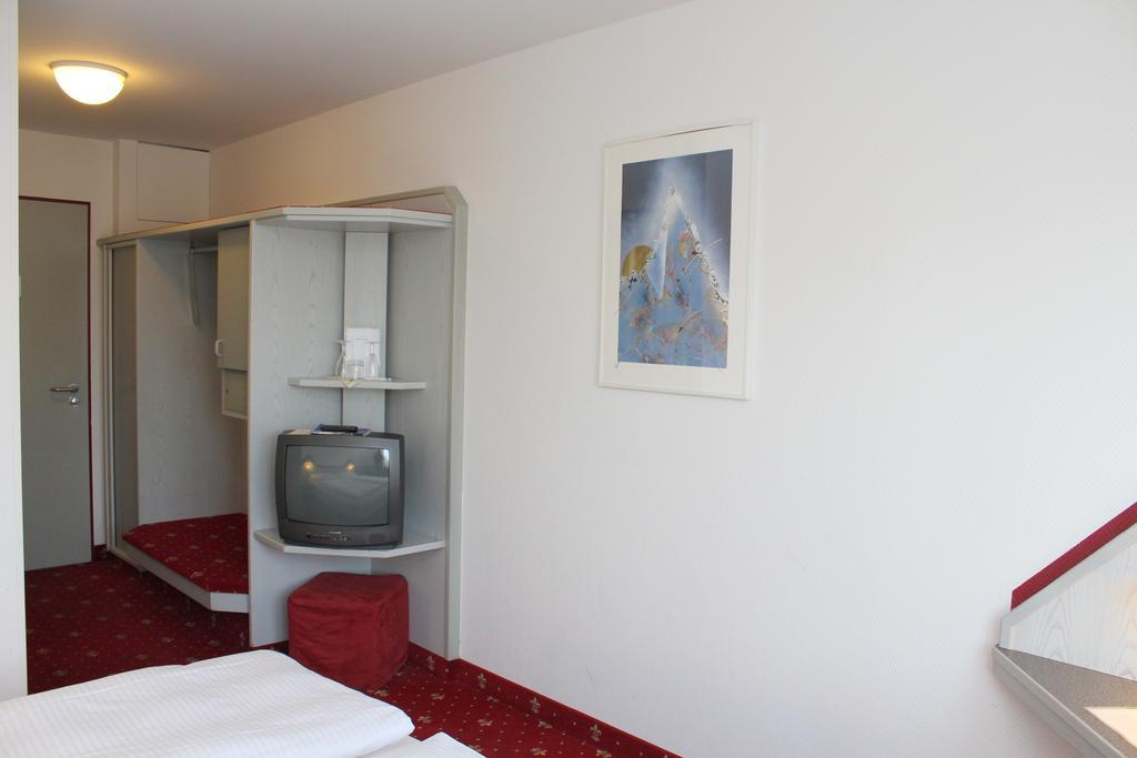 A.C. Hotel Hoferer Stuttgart Rom bilde